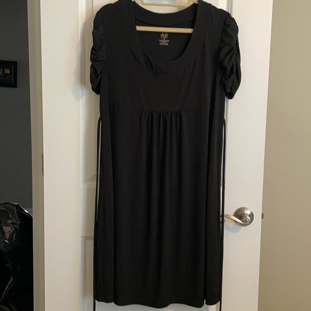 Black short sleeve maternity dress